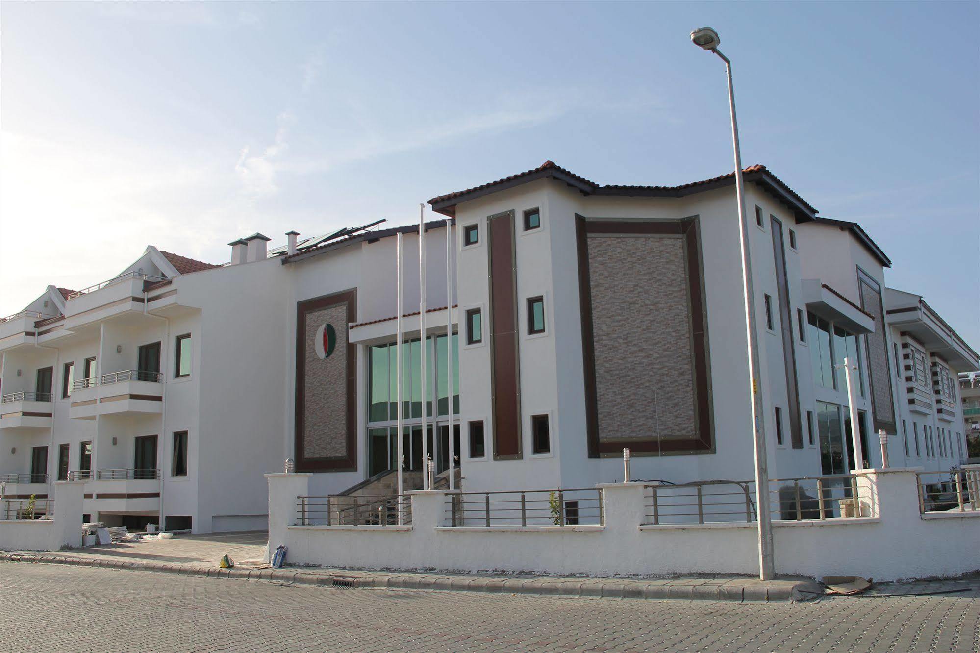 Malahit Exclusive Otel 2*